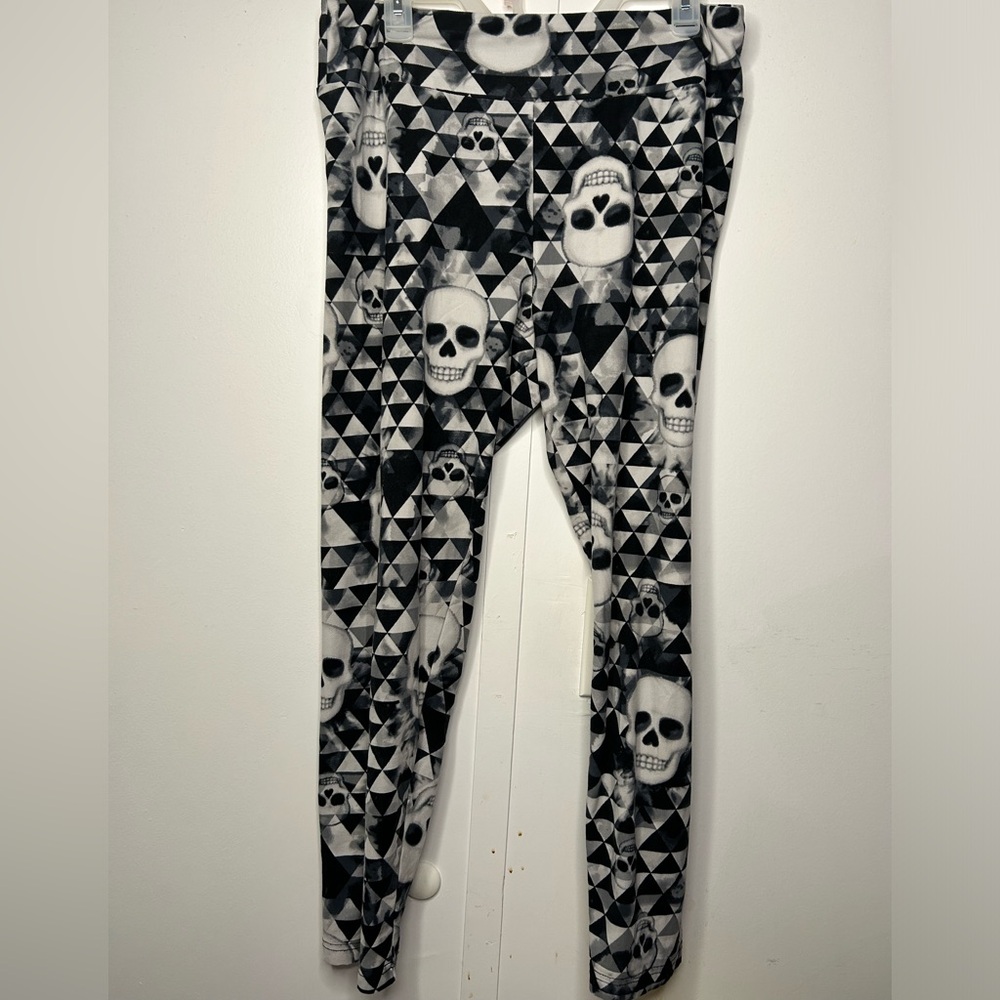 No Boundaries Womens XXL (19) Diamond Skull Leggings